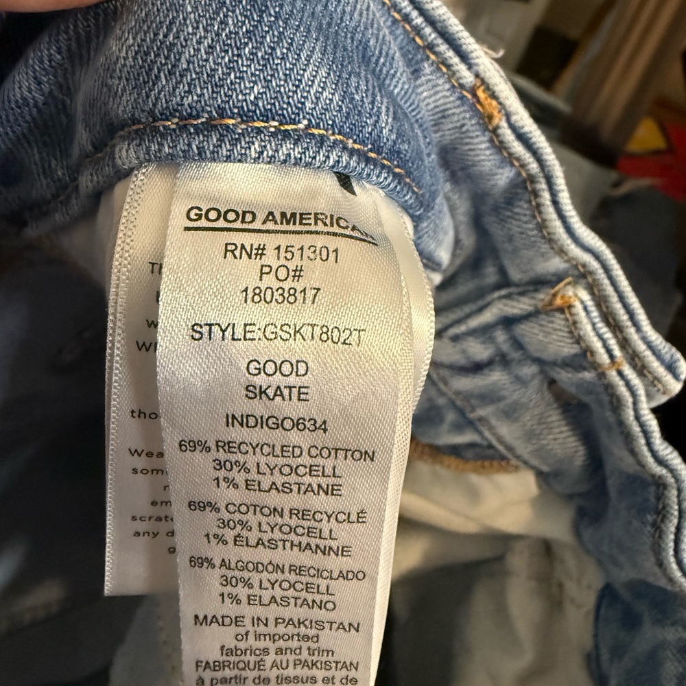Good American Good Skate Light Blue Wide-Leg Jeans - Picture 6 of 9